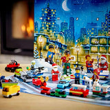 LEGO 60268 City Adventskalender 2020 Weihnachten Mini Bauset mit Kleinstfahrzeugen, Santa Schlitten und Board, Bauset