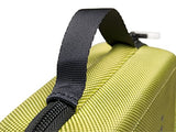 Tonie Transporttasche Grün: Die Box zur Aufbewahrung von bis zu 20 Tonies Hörfiguren - Leicht, Abwaschbar, Reißverschluss, 17,5x17,5 cm